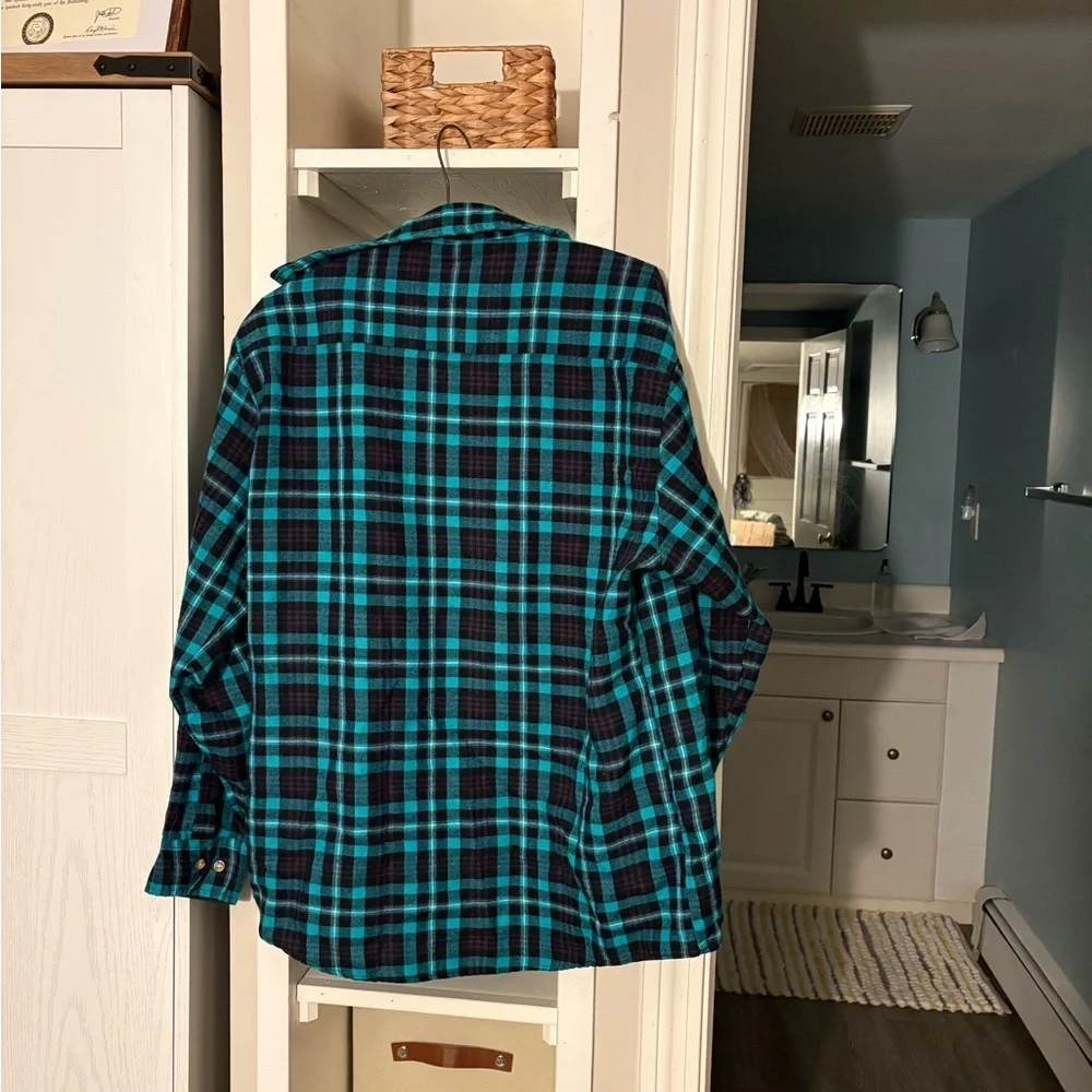 Northwest Territory Teal and Black Plaid Shirt - Picture 4 of 4